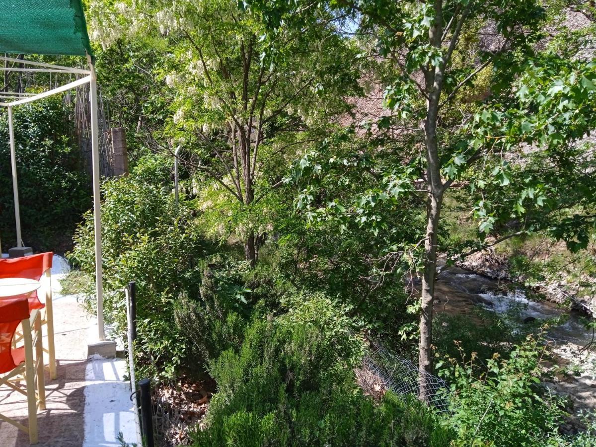Guesthouse Eleftherios Kalavryta Exterior foto
